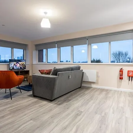 2 Bedroom Modern Apartment In Manchester Exterior photo