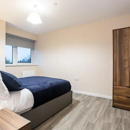2 Bedroom Modern Apartment In Manchester Exterior photo